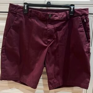 Lululemon Men’s Maroon Commission shorts